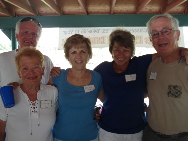 From left: John Ericsson, Barb Tanner Hightower, Alice Graue Smith, Bev Jarrett Jump, Scott Hightower and Mike Kelley (not shown) attended the Aug. 2010 multi-class picnic hosted by the Class of 1963. 
